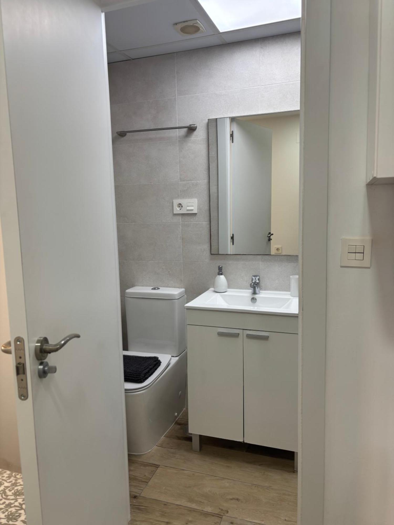 5 A 10 Min De La Estacion De Bus Y Tren Maria Zambrano Apartment Málaga